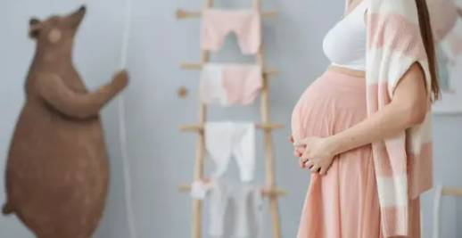 When I Was Pregnant, I Attended A Pottery Party That Turned Into A Nightmare