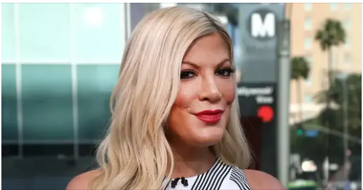 Online Users Slam Tori Spelling, 51, for Wearing Neon Two-Piece Swimsuit at Beach: ‘Not a Good Look’
