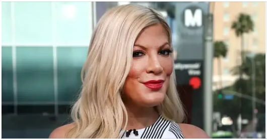 Online Users Slam Tori Spelling, 51, for Wearing Neon Two-Piece Swimsuit at Beach: ‘Not a Good Look’
