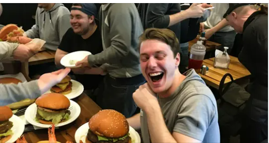 I Witnessed Man Demanding His Wife Pay $800+ for Him and His Friends – I Took Cold-Stone Revenge on Her Behalf 