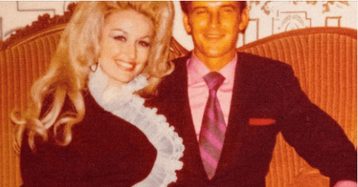 She started as a poor girl with many siblings before rising to fame as a country music star 