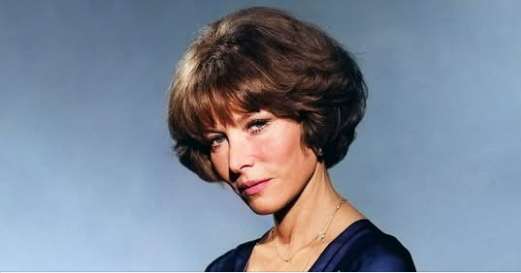This ’50s Beauty Was Banned from Hollywood 