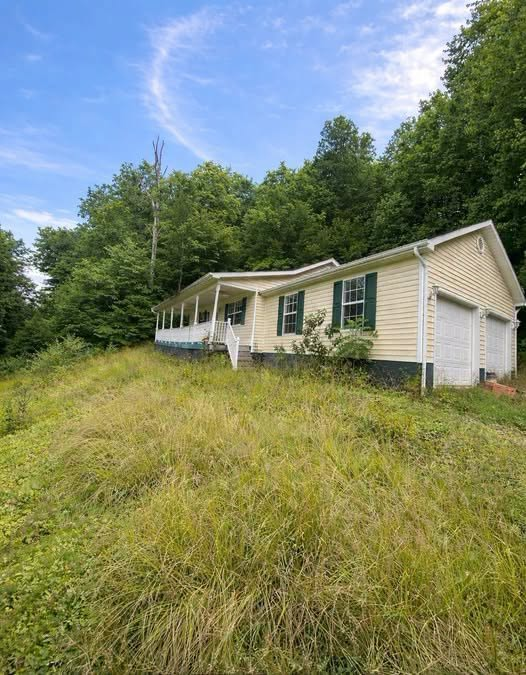 Enjoy Relaxed Single-Level Living With Stunning West Virginia Surroundings