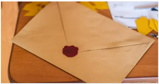 My Late Mom Left $5 Million Inheritance To My Greedy Brother And Aunts, But I Only Got An Envelope With An Address