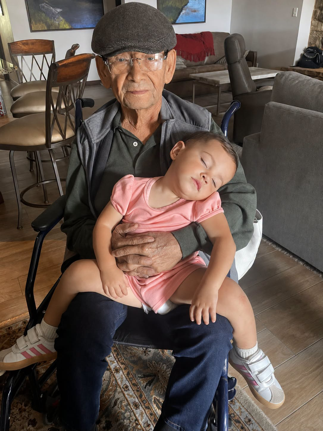 Every time I walked Into the Room, grandpa quickly hide my daughter’s hands under the blanket—Then one day, I opened the door without warning and froze at what I saw
