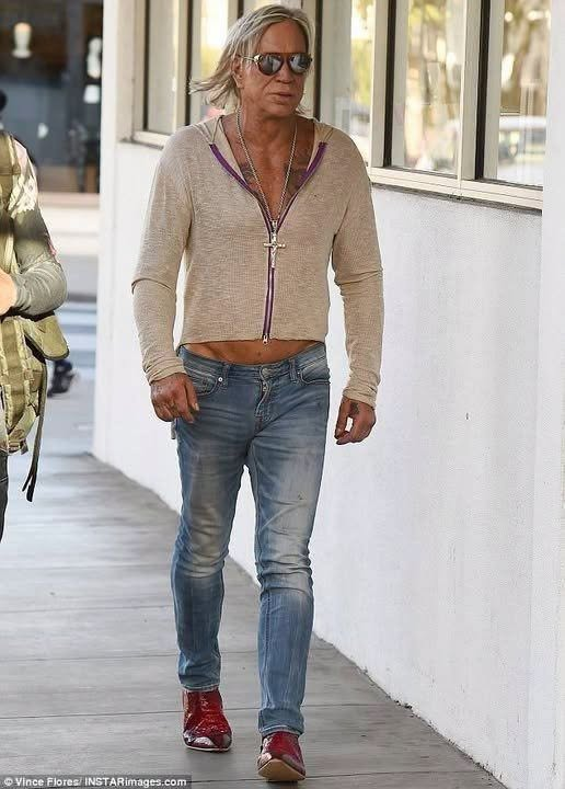 Once a Hollywood Heartthrob, Now Completely Transformed!: Can You Recognize This Iconic Actor Who Captivated Millions?
